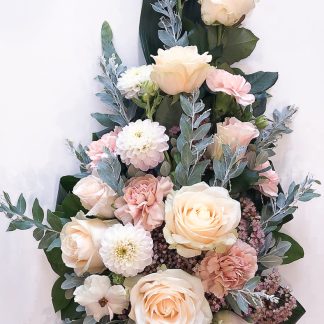 Surulaite, persikan sävyt