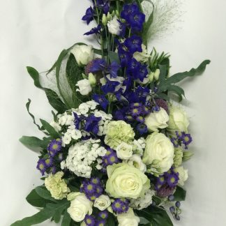 Surulaite, sinivalkoinen