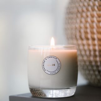 MARO Candles tuoksukynttilä, No. 06 RHUBARB & VANILLA